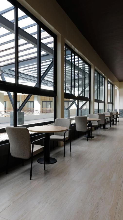 Fox Harris Hotel & Convention Banjarnegara エクステリア 写真