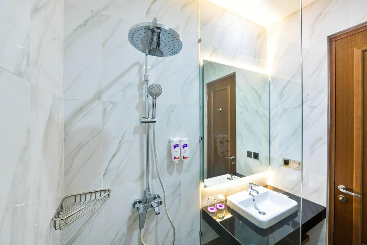 Fox Harris Hotel & Convention Banjarnegara エクステリア 写真