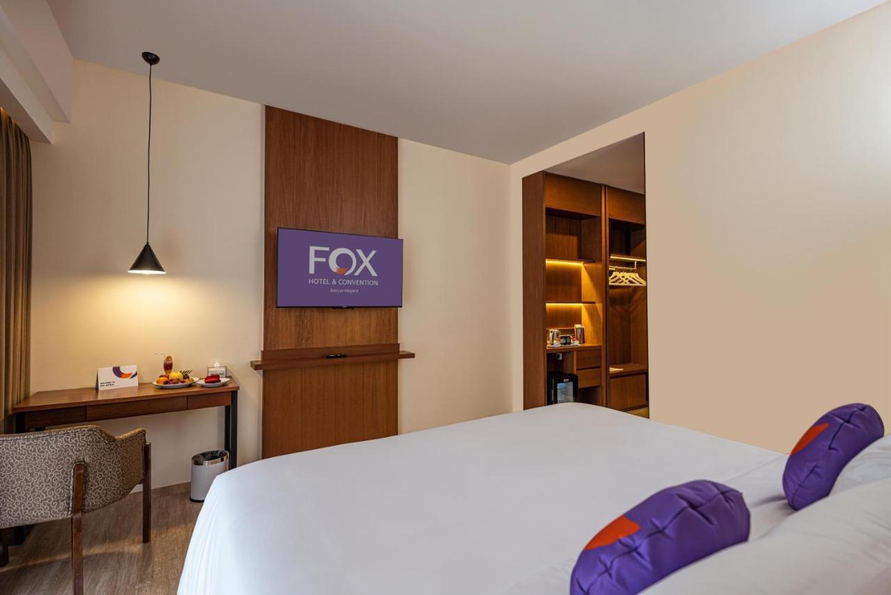 Fox Harris Hotel & Convention Banjarnegara エクステリア 写真